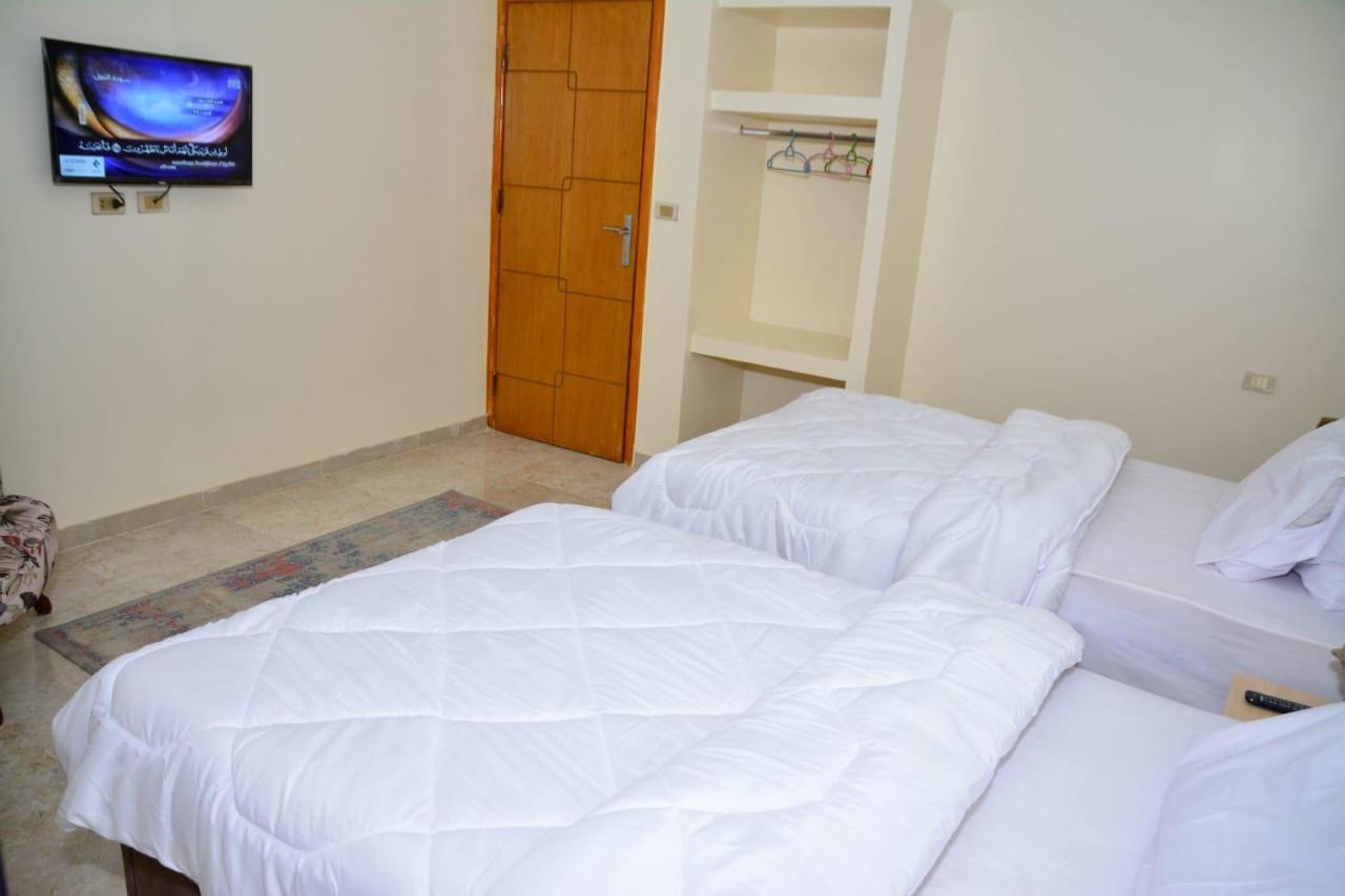 Pyramid View Gh Hotel Kafret el-Gabal Buitenkant foto